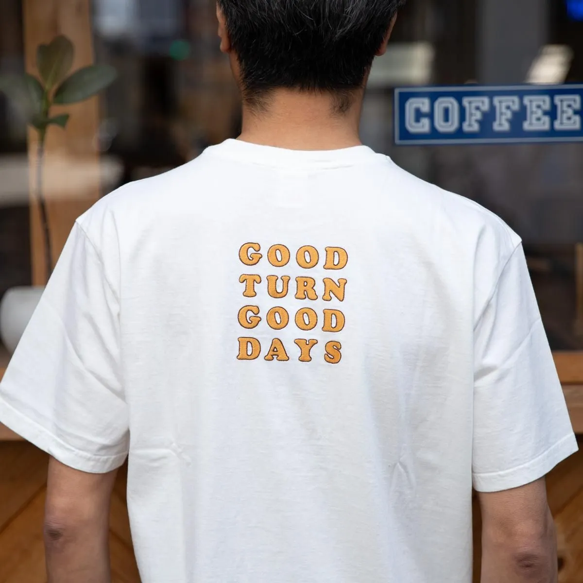 TURN ME ON "GOOD TURN GOOD DAYS TEE" 125-582