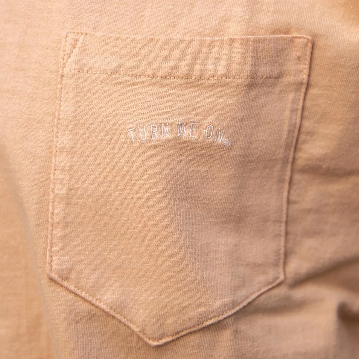 TURN ME ON "GOOD TURN GOOD DAYS TEE" 125-582