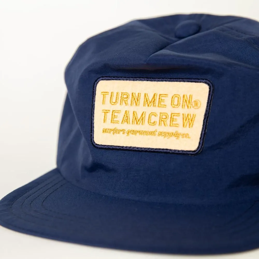 TURN ME ON TEAM CREW ナイロンCAP 525-331