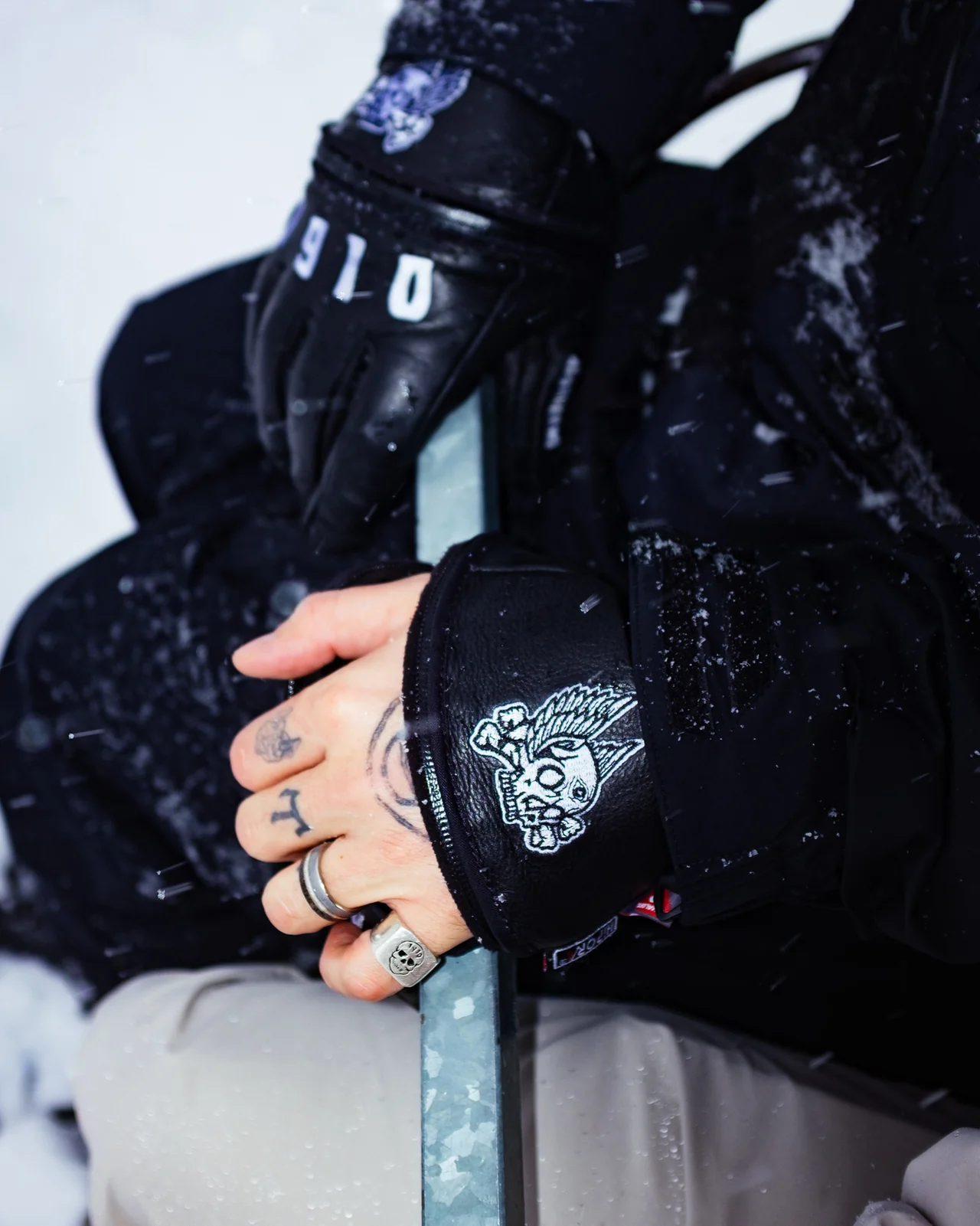 DEATH GRIP GLOVE CO. 1910 Zombie Glove