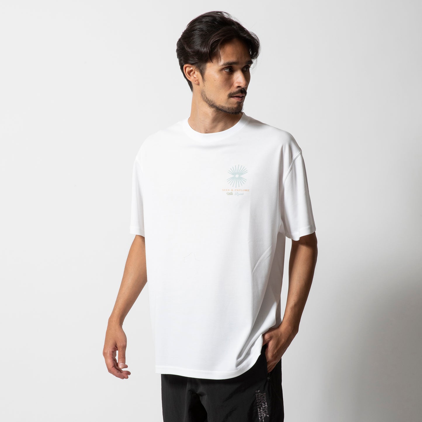 ROARK-"SEEK & EXPLORE" Dri-Release TEE