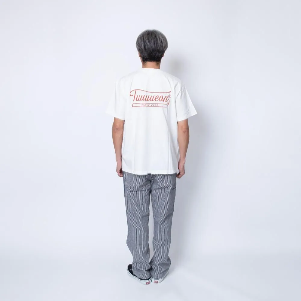 TURN ME ON TUUUUEON TEE WHITE