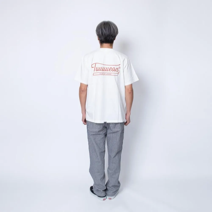 TURN ME ON TUUUUEON TEE WHITE