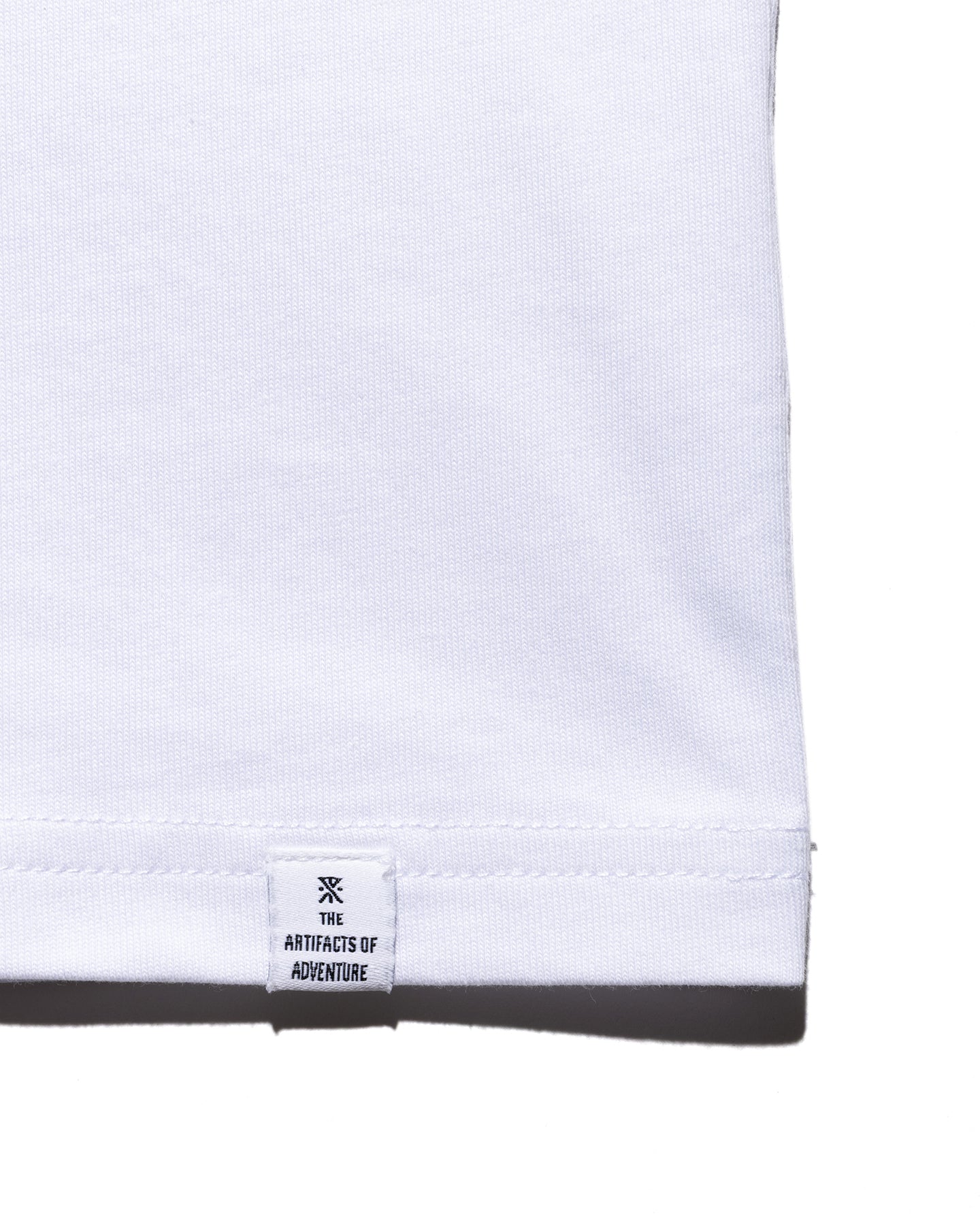 ROARK "READING RITUAL" L/S TEE WHITE