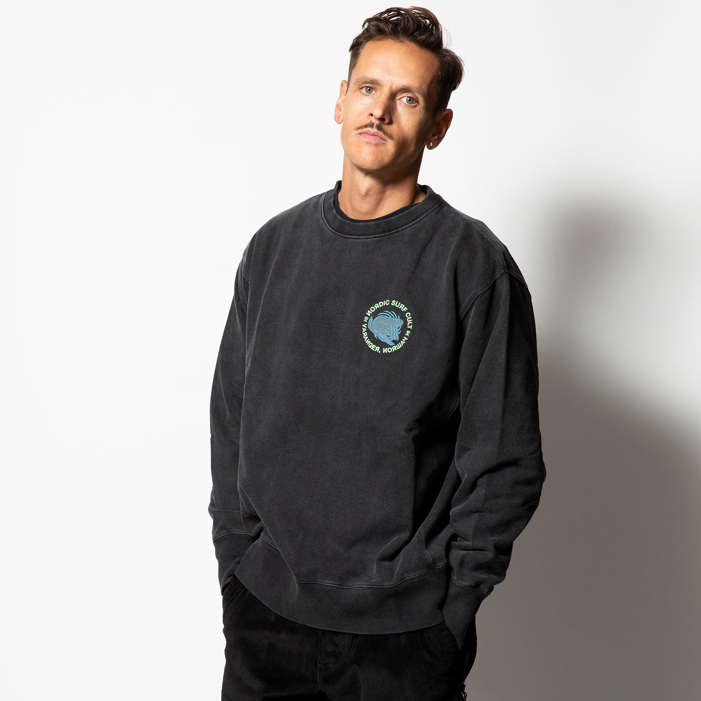 ROARK “SURF CULT” CREW SWEAT