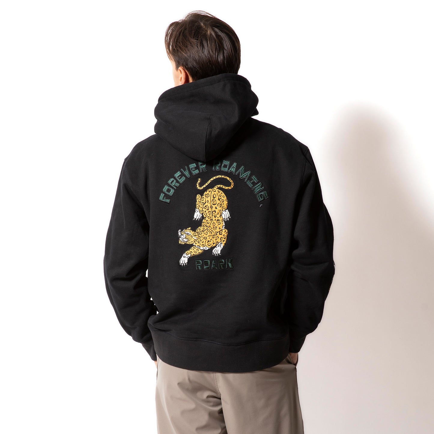ROARK "F.ROAMING" P/O HOOD SWEAT