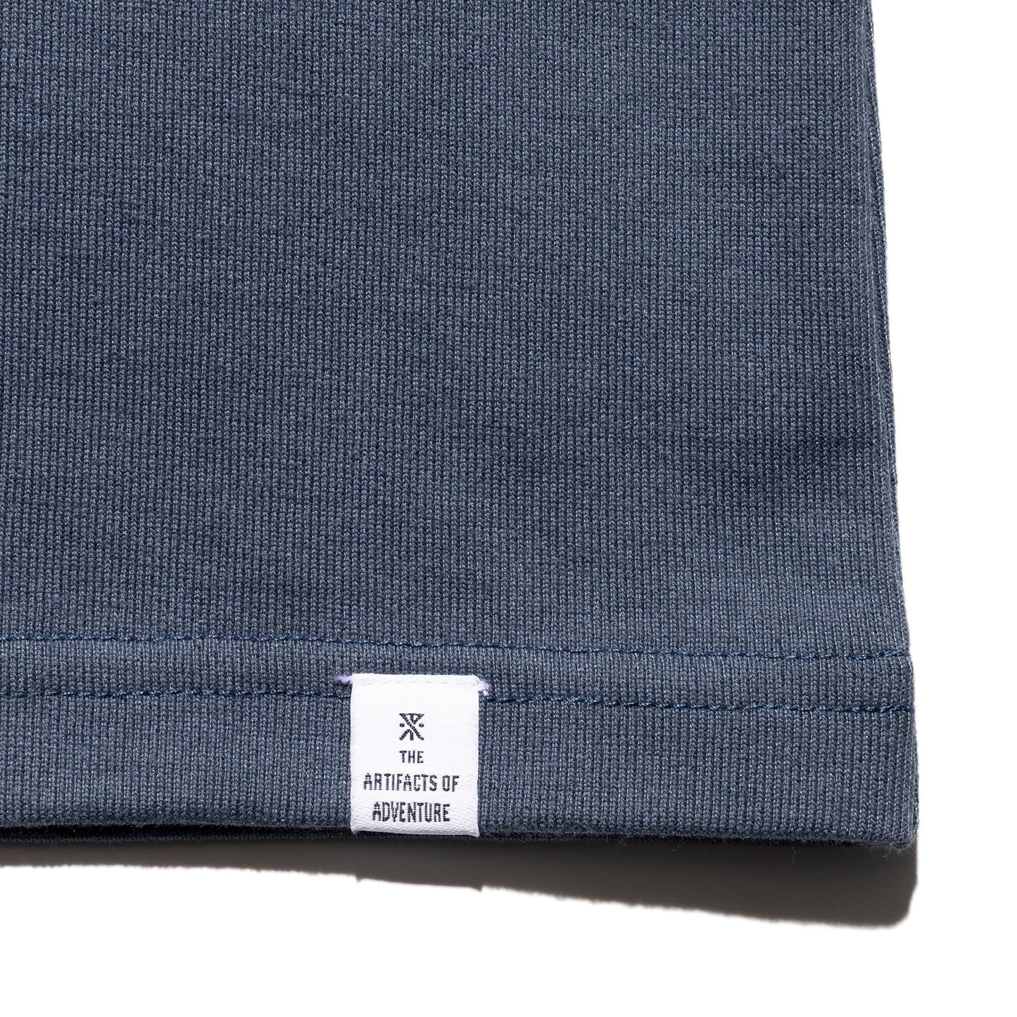 ROARK BEATS OF DISCOVERY FINE TECH DRY TEE