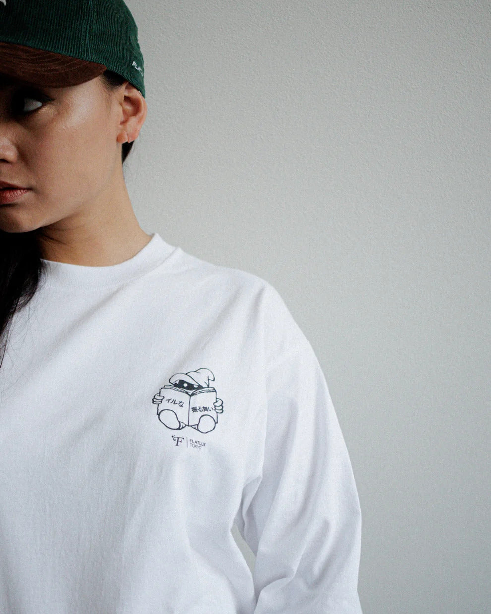 FLATLUX Bible
 Ls-T ash grey
